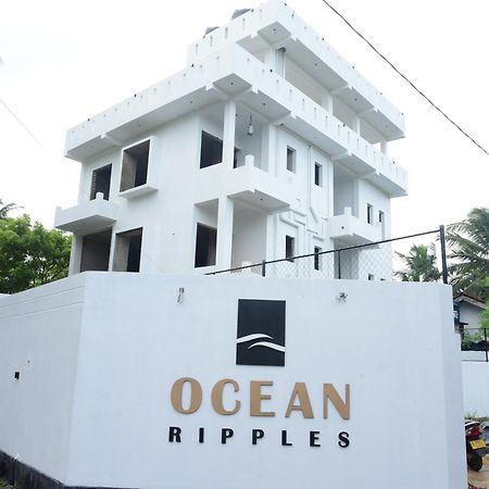 Готель Ocean Ripples Хіккадува Екстер'єр фото